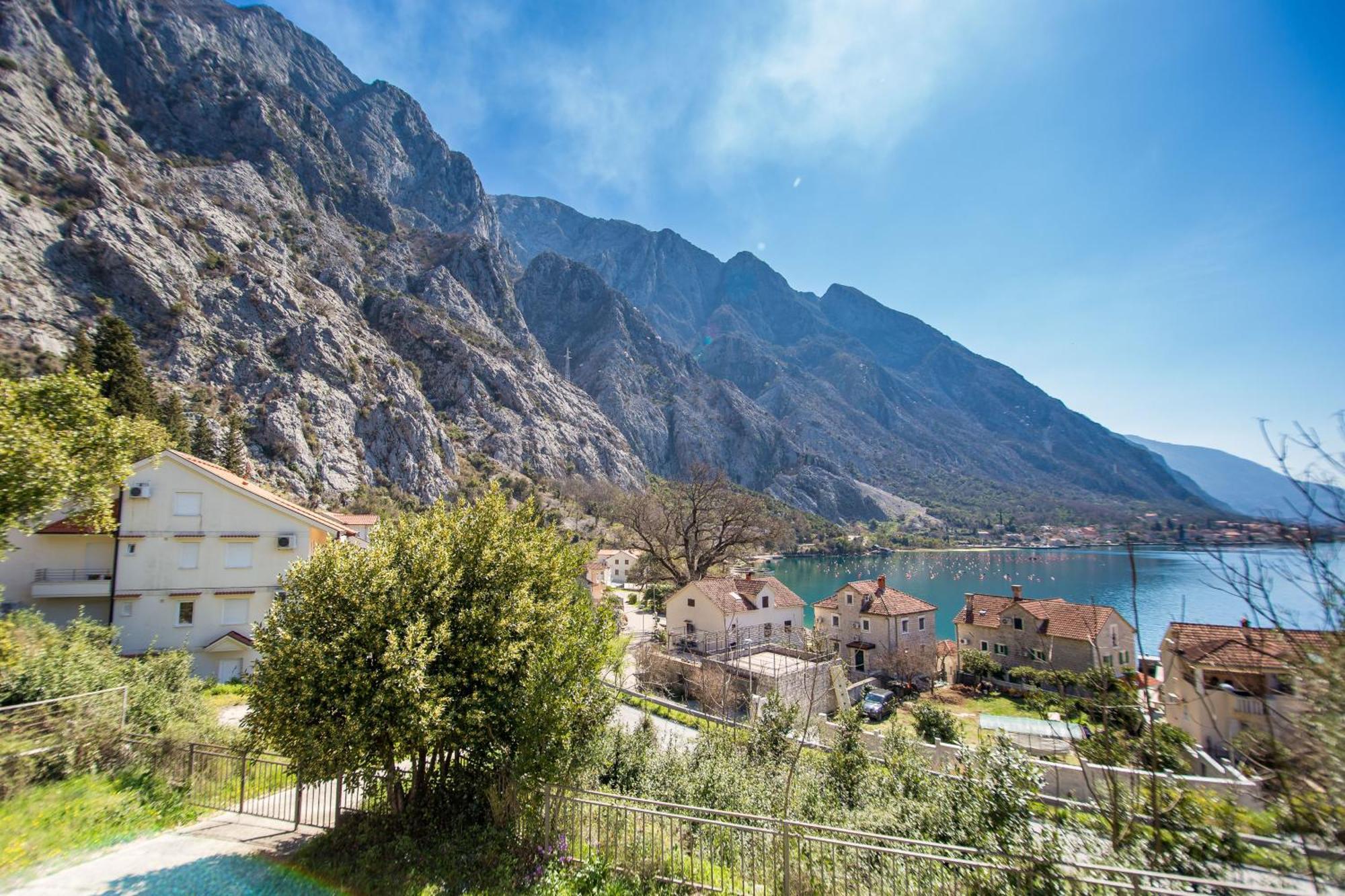 Apartments Lav Kotor Exterior photo